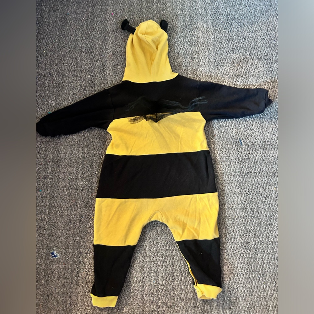 Baby Bee costume